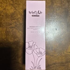 WHATS UP BEAUTY Rosehippity Setting & Refreshing Spray